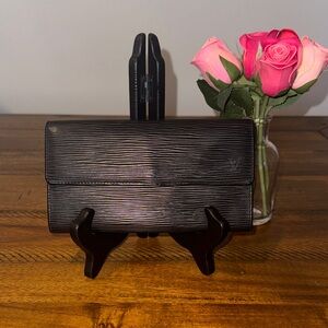Louis Vuitton Black Epi Leather Sarah Wallet